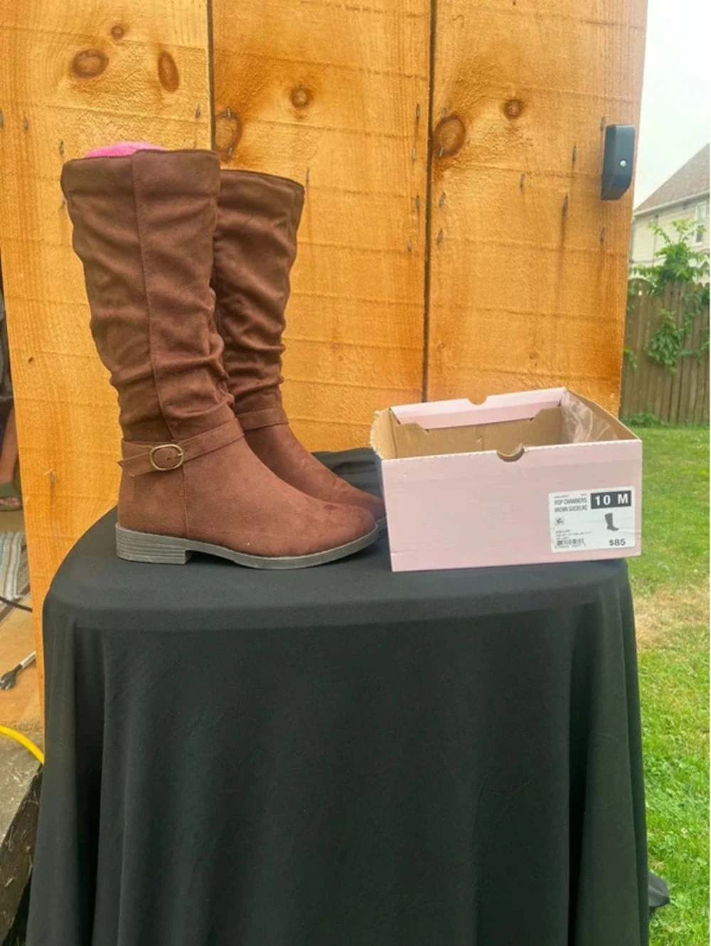 Pop chambers brown suede like boots